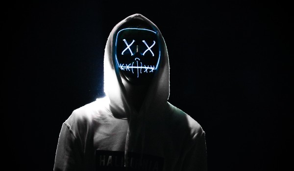  Hacker Creepypasta "larghezza =" 600 "altezza =" 350 "/> </p><div class='code-block code-block-2' style='margin: 8px auto; text-align: center; display: block; clear: both;'>
<script async src=